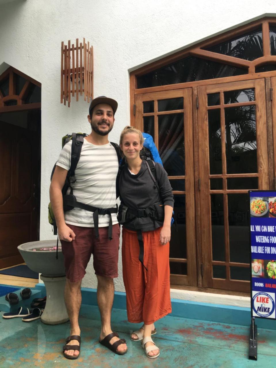 Like Mike Tourist Guest House & Restaurant ネゴンボ エクステリア 写真